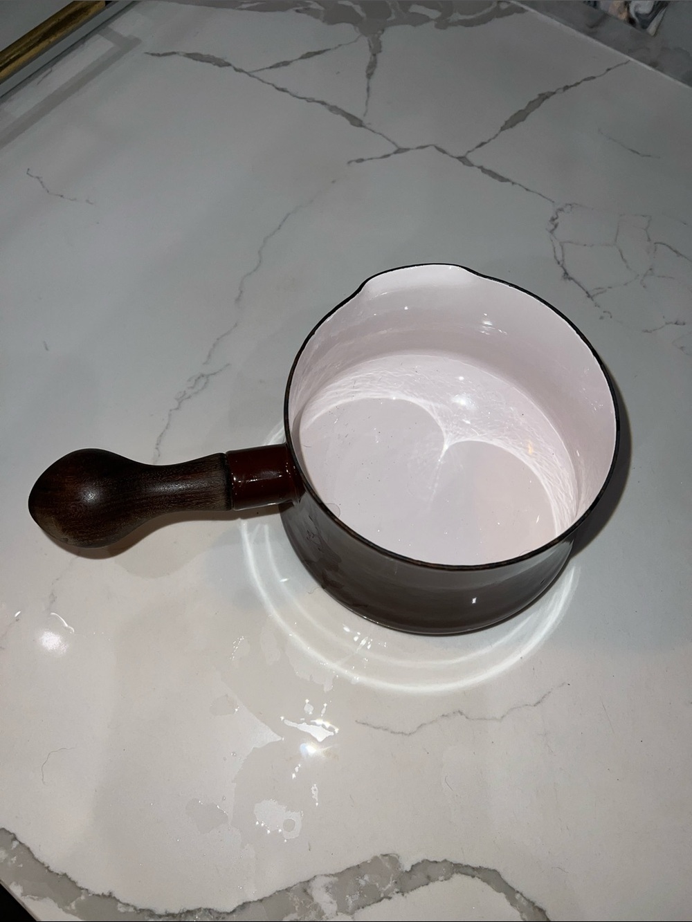 Dansk Kobenstyle 1.5L Brown Butter Watmer Pot Enamelware with Teak Handle - Picture 2 of 5